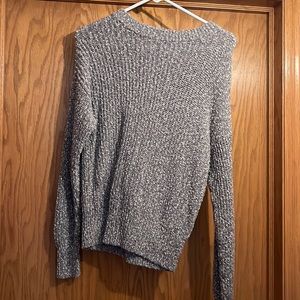 Universal thread Women’s sweater